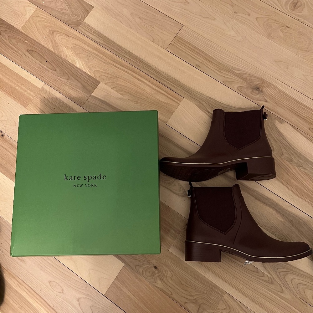 Kate Spade boots new in box
